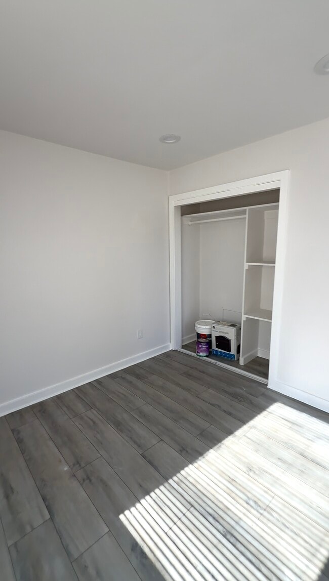 Foto del edificio - 1341 E 59th Pl