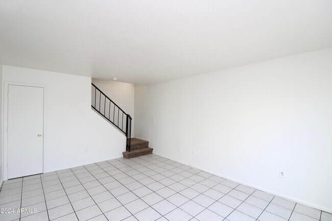 Foto del edificio - 4017 W Reade Ave