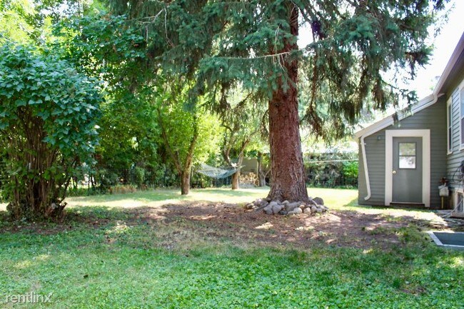 Building Photo - 2 br, 1 bath Apartment - 522 Hayes