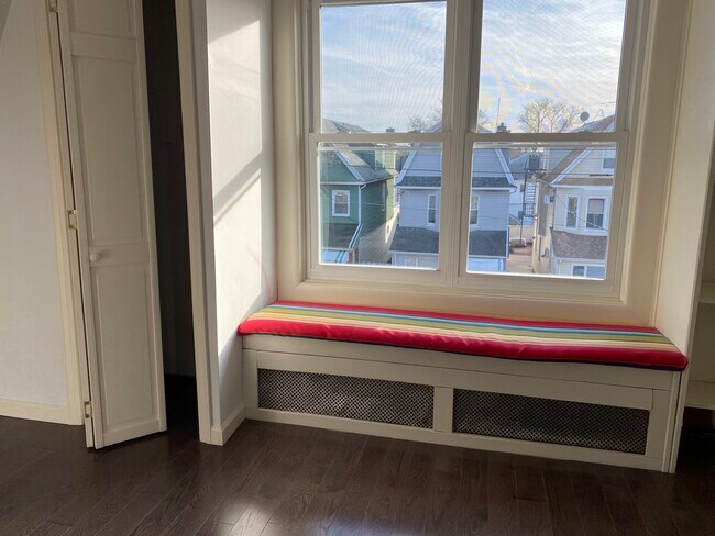 Building Photo - 1431 77th St