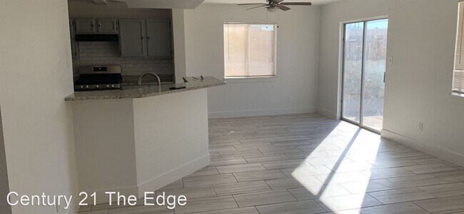 Foto del edificio - 4 br, 2.5 bath House - 2468 Tierra Rica