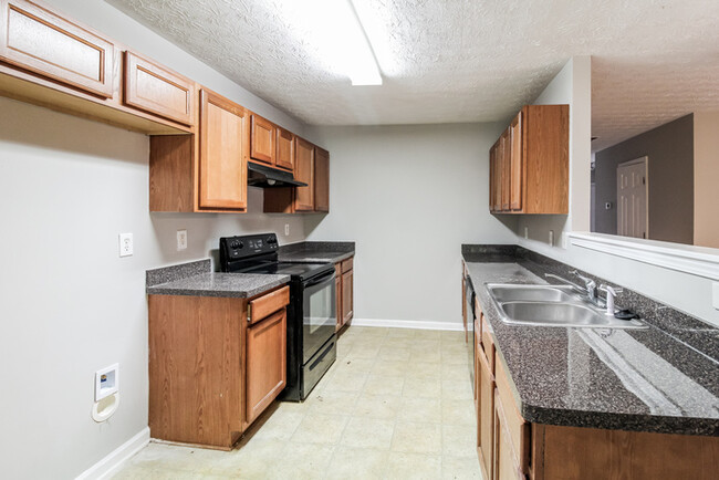 Foto del edificio - 3-Bedroom Townhome in Decatur, GA!