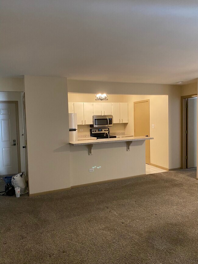 Building Photo - 4404 W Shamrock Ln