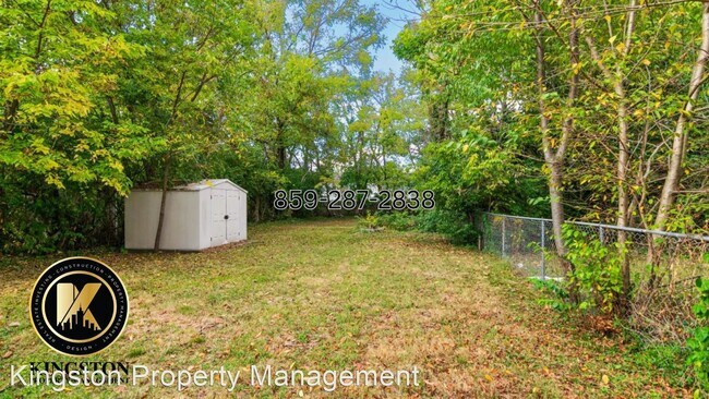 Building Photo - 2 br, 2 bath House - 447 Michigan St.