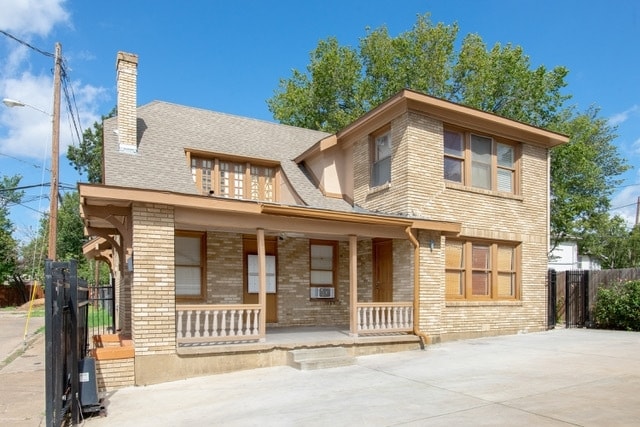 Building Photo - 5101 Columbia Ave