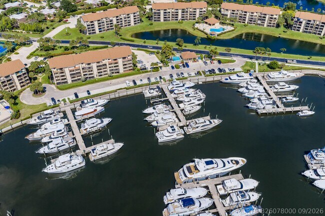 Foto del edificio - 2601 Marina Isle Way