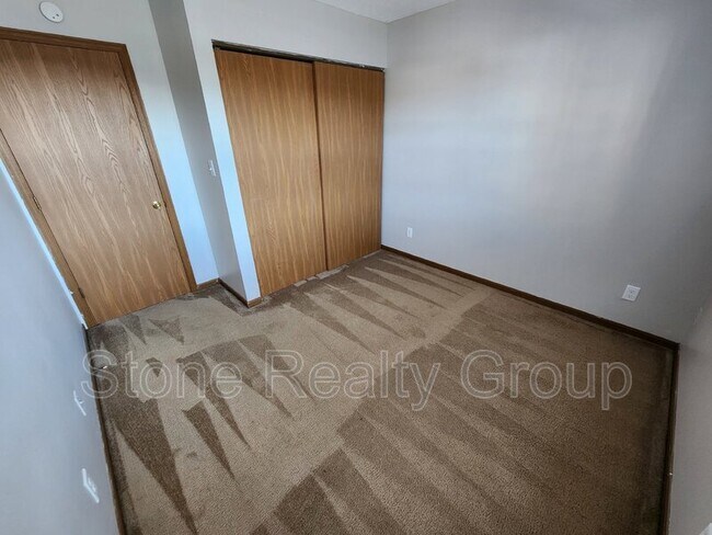 Foto del edificio - 820 Poplar St