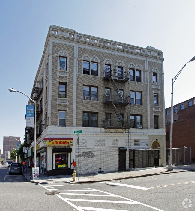 49 Hill, Newark, NJ 07102 Apartments Newark, NJ