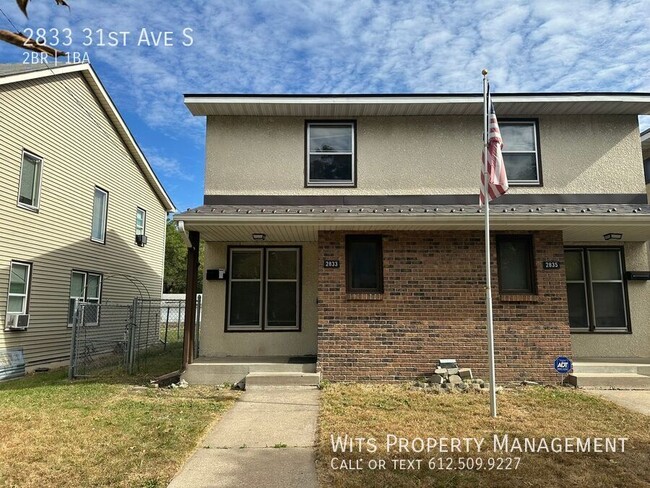 Building Photo - Cozy 2/1 Duplex in South Minneapolis