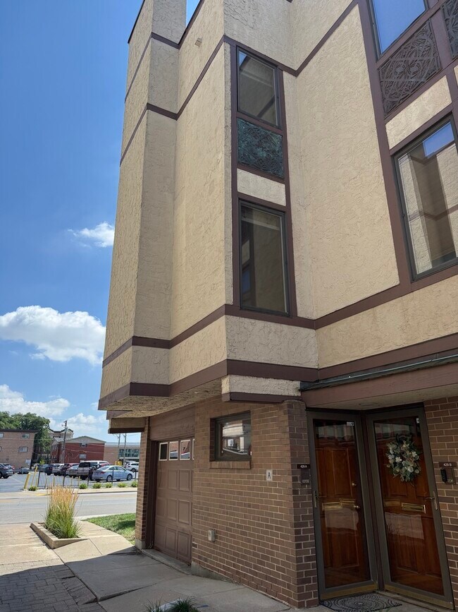 Foto del edificio - 429 S Oak Park Ave