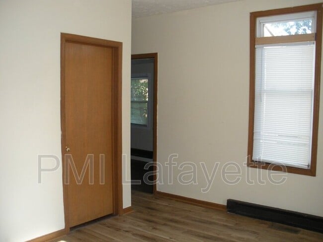 Building Photo - 508 New York St