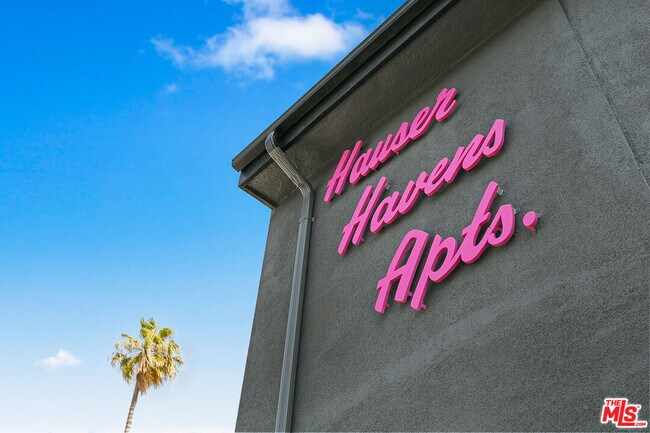 Foto del edificio - 2922 Hauser Blvd
