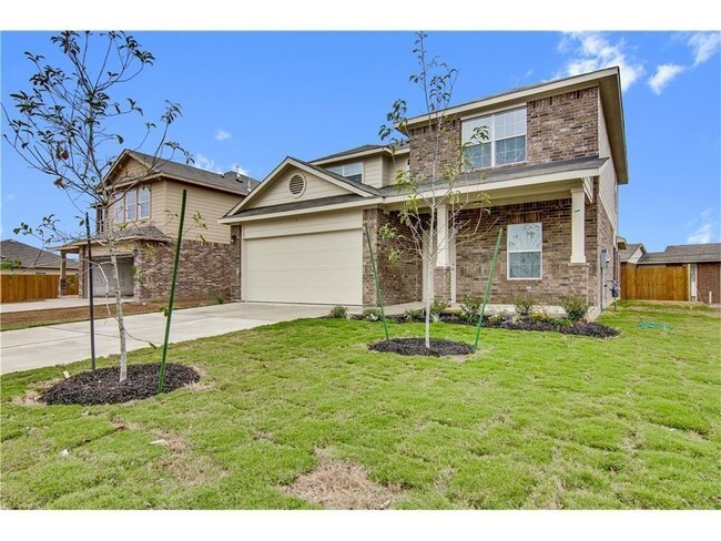 Building Photo - 401 Sabina Dr