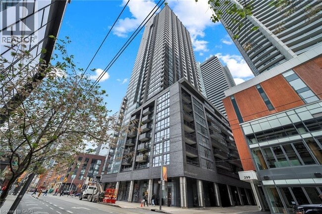 Building Photo - 295 Adelaide St W