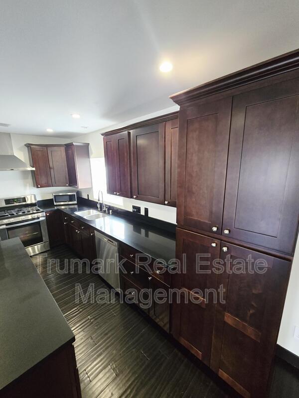 Foto del edificio - 12426 Moorpark St