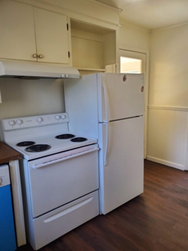 Building Photo - 52 Meadowlane Dr