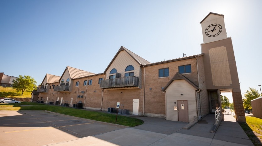 Primary Photo - Westwinds Drive Apartments