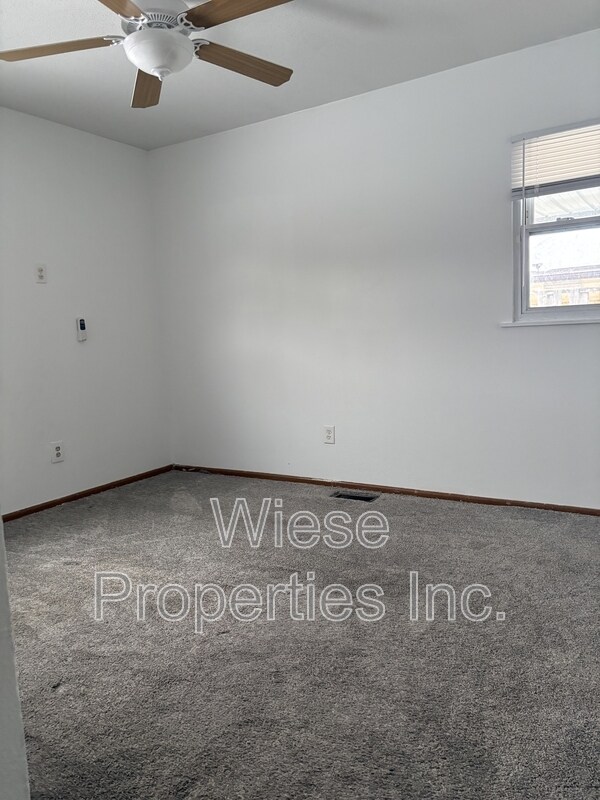 Building Photo - 1837 Camden St