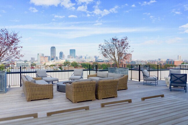 Photo - Valor Apartments