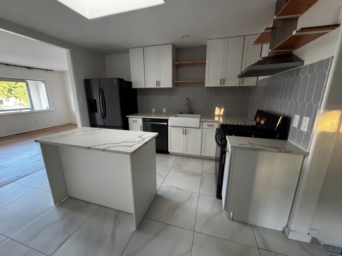 Foto del edificio - Beautiful renovated home near UNM.