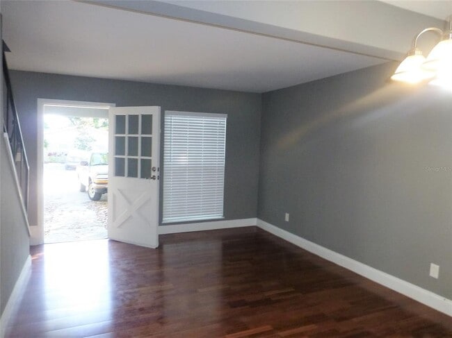 Building Photo - 3203 W Tacon St