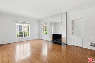 Building Photo - 148 S Camden Dr