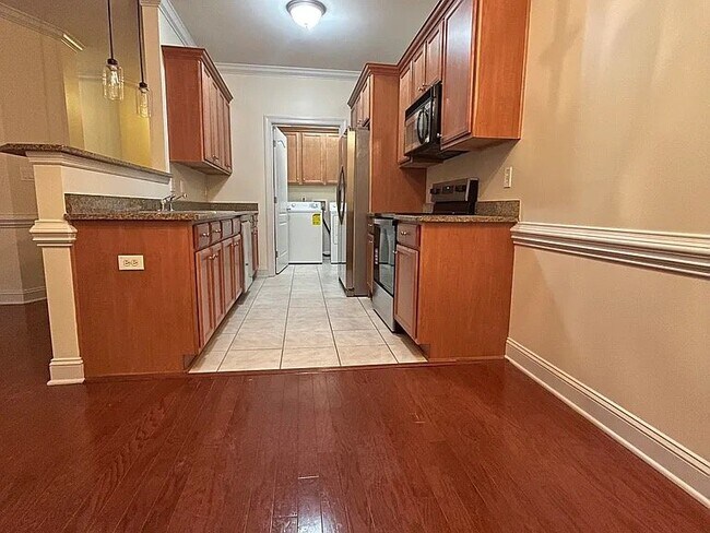 Foto del edificio - 212 Fountainhead Ln