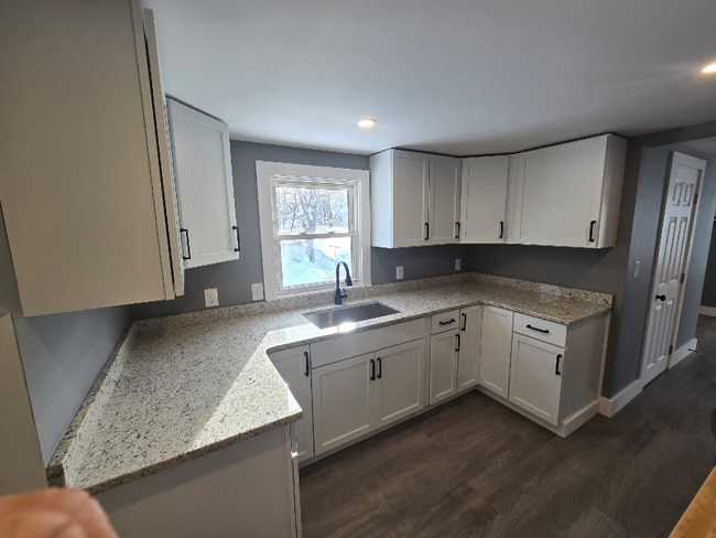 Building Photo - 68 High St