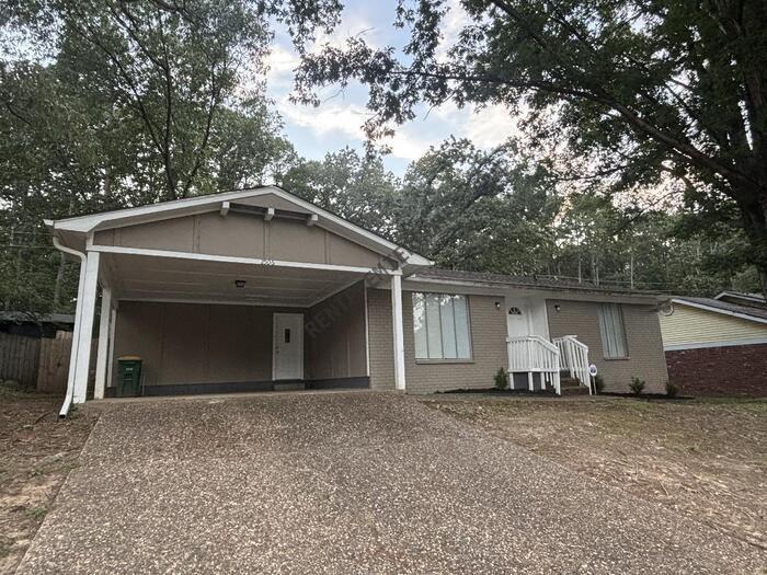 Foto principal - 2506 Romine Rd