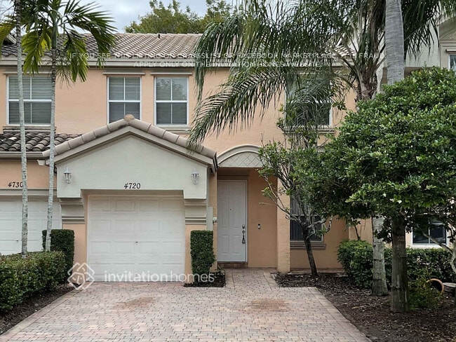 Building Photo - 4720 SW 163rd Ave