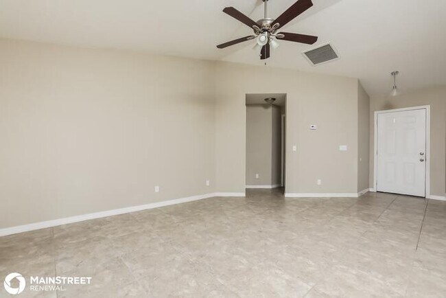 Foto del edificio - 549 Antelope Dr, Deltona, FL 32725