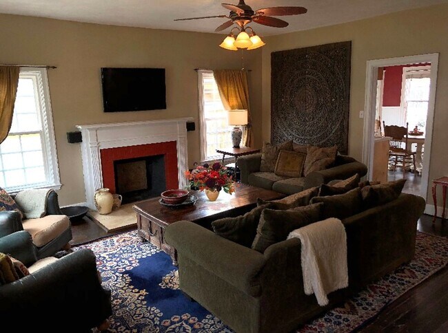 Foto del edificio - Quaint 3 Bed, 2 Bath Home