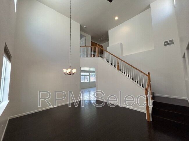 Foto del edificio - 5085 Lockie Ln