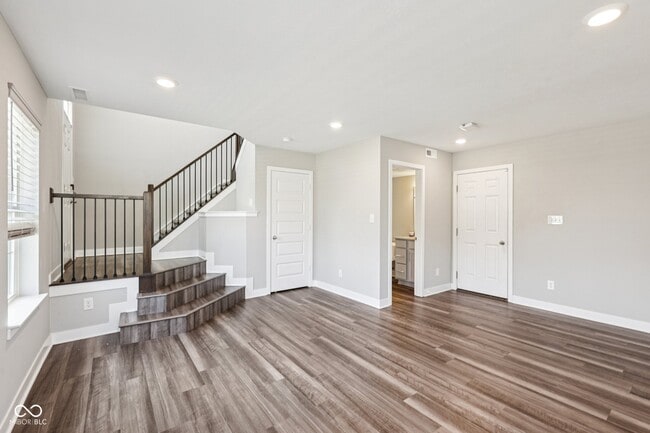 Foto del edificio - 17285 Dallington St