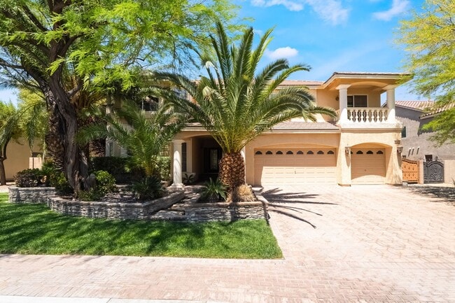 Foto del edificio - Beautiful Three Story, Five Bedroom Home w...