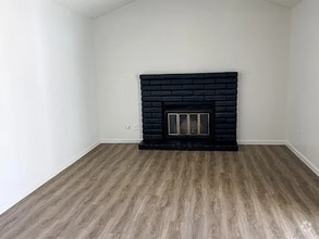 Building Photo - 4225 W Cortland Ave
