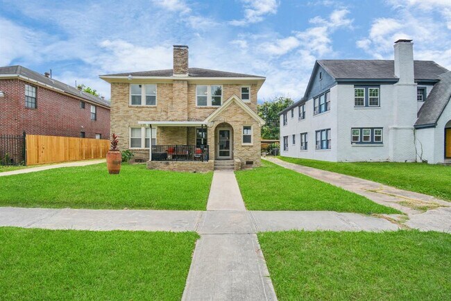 Foto del edificio - 2622 Rosedale St
