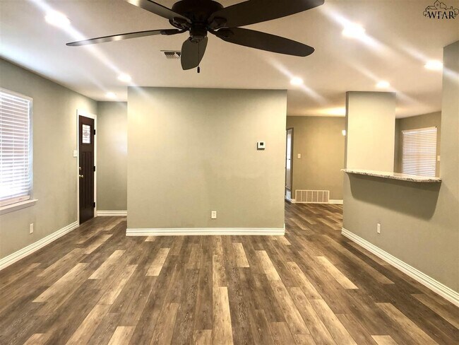 Foto del edificio - 4626 Cascades Dr