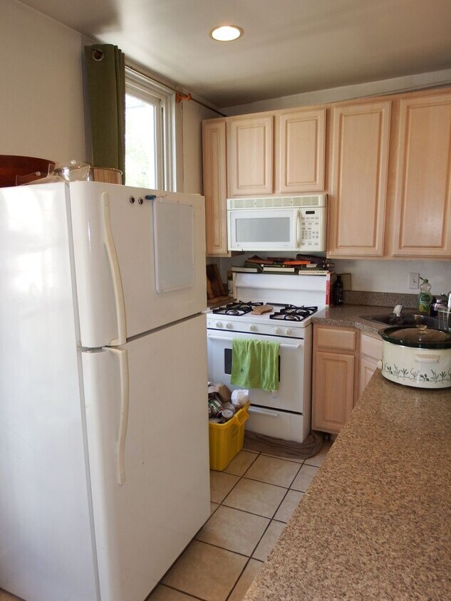 Primary Photo - 3601 Keswick Rd