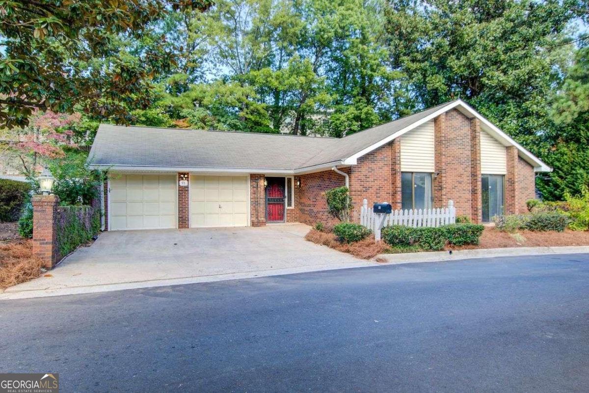 Primary Photo - 93 Dunwoody Springs Dr