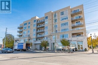 Building Photo - 1422 Wellington St