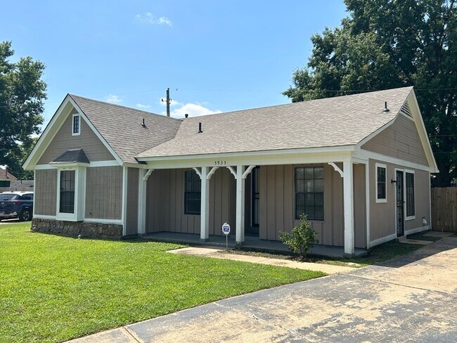 Foto del edificio - $500 OFF FIST MONTH'S RENT!