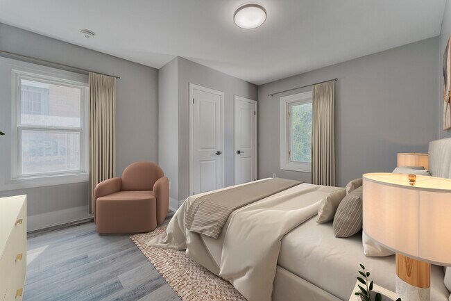 Photo du bâtiment - 2.5 Bed / 1 Bath in Kingston – All Utilities & Parking Included - $3,750/month