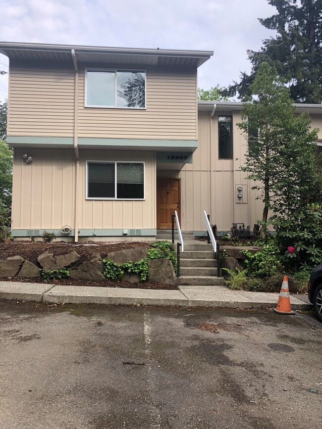 front of the house - 12307 NE 150th Ct