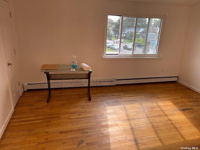 Foto del edificio - 185 Lamberts Ln