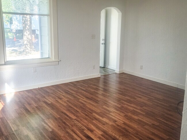 Foto del edificio - 921 N 9th St