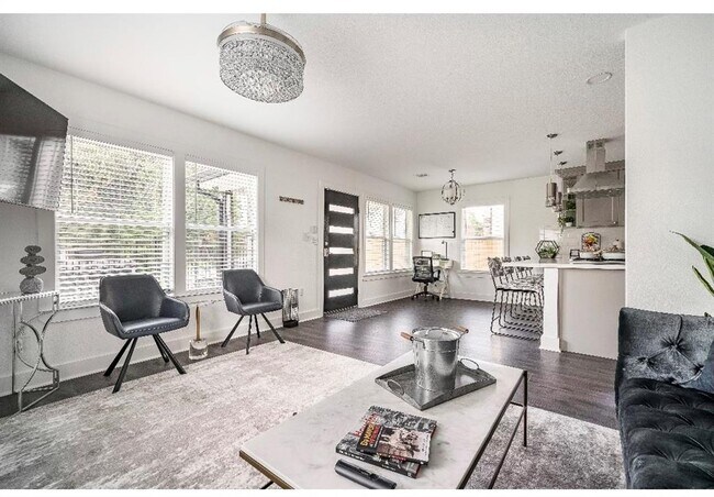 Foto del edificio - 4601 Vernon St