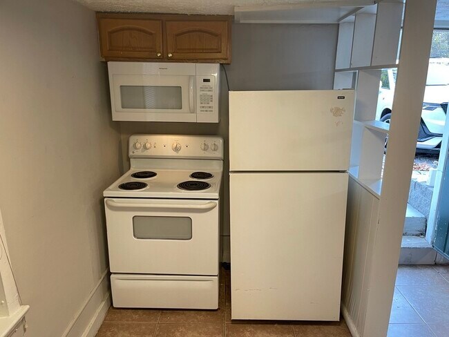 Foto del edificio - 2837 Woodrow Dr