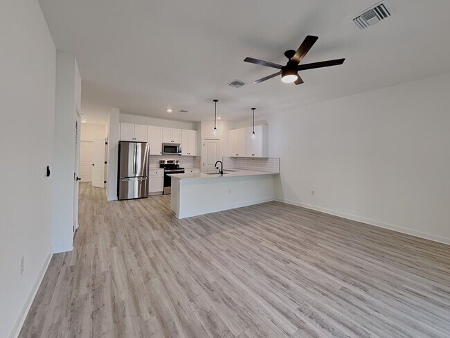 Foto del edificio - 1120 Bismarck Rd