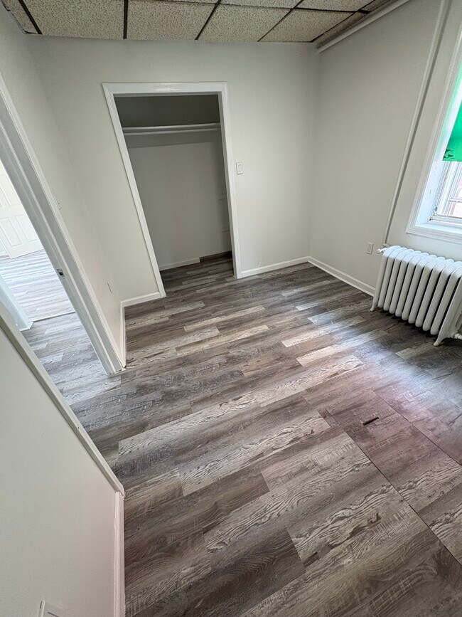 Foto del edificio - 6709 Meadowview Ave
